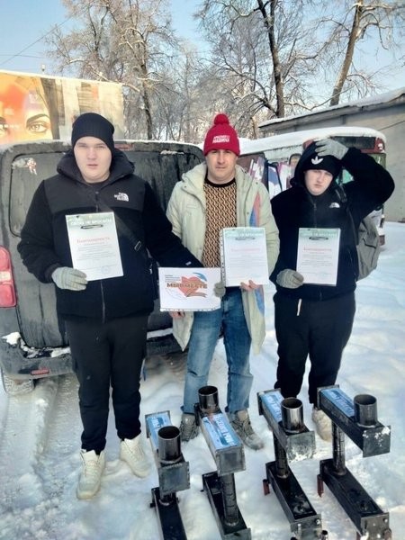 Студенты кинешемского политеха изготовили и отправили в зону СВО переносные печки-буржуйки фото 8