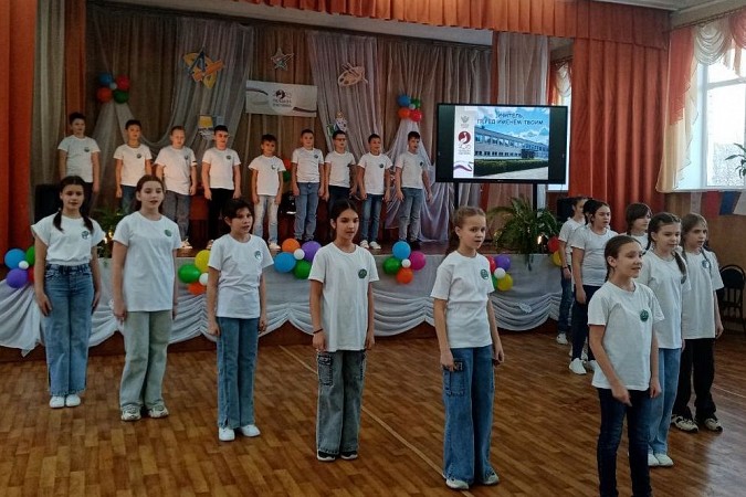 В школе №18 торжественно закрыли Год педагога и наставника фото 10