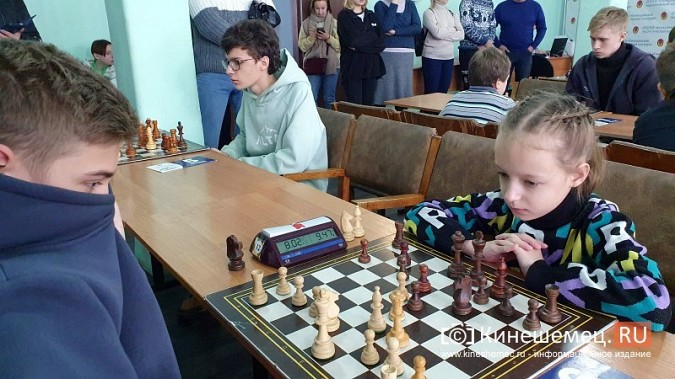 Шахматисты из 4 регионов приехали в Кинешму на турнир памяти разведчика ВДВ Ильи Филина фото 21