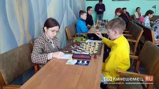 Шахматисты из 4 регионов приехали в Кинешму на турнир памяти разведчика ВДВ Ильи Филина фото 14