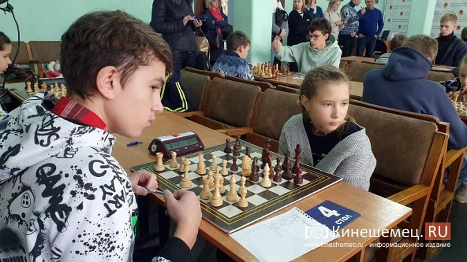 Шахматисты из 4 регионов приехали в Кинешму на турнир памяти разведчика ВДВ Ильи Филина фото 20