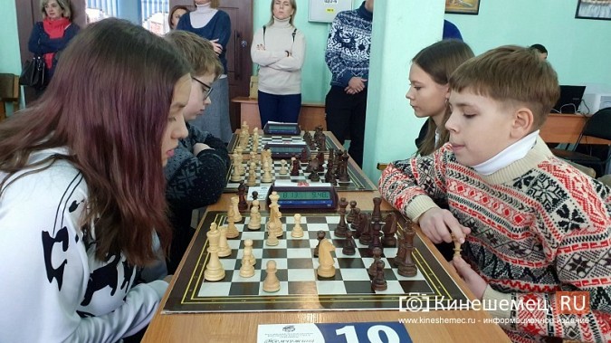 Шахматисты из 4 регионов приехали в Кинешму на турнир памяти разведчика ВДВ Ильи Филина фото 24