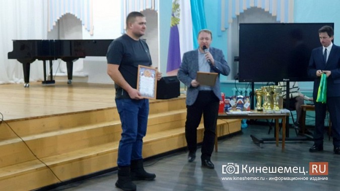 Шахматисты из 4 регионов приехали в Кинешму на турнир памяти разведчика ВДВ Ильи Филина фото 27