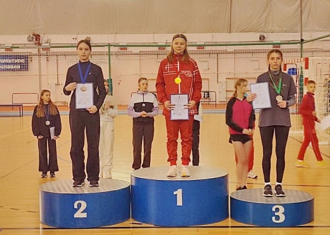 Легкоатлеты Кинешмы приняли участие «Рождественских стартах» в Ярославле фото 2