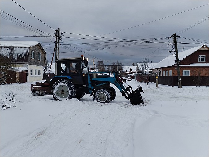 УГХ ликвидирует последствия снежного циклона «Ваня» фото 4