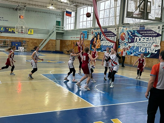 Кинешемских болельщиков приглашают на игры первенства Ивановской области по баскетболу фото 2