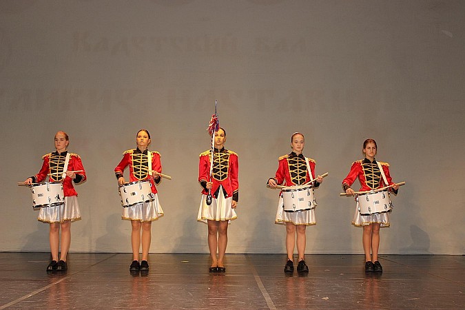 В Кинешме состоялся большой кадетский бал фото 11