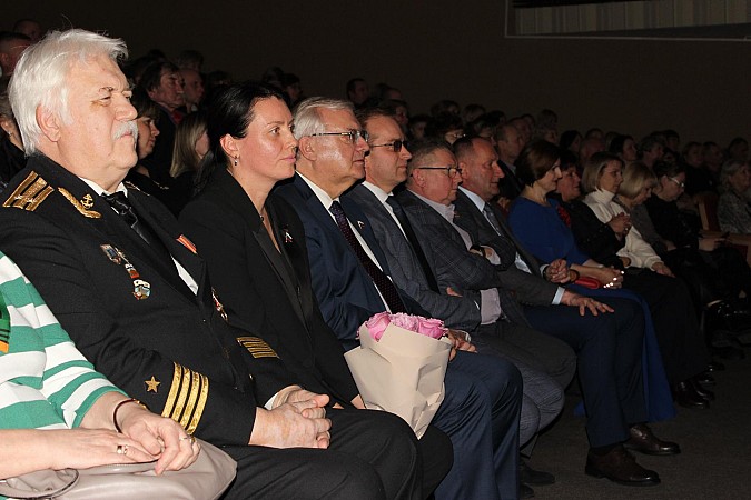 В Кинешме состоялся большой кадетский бал фото 22