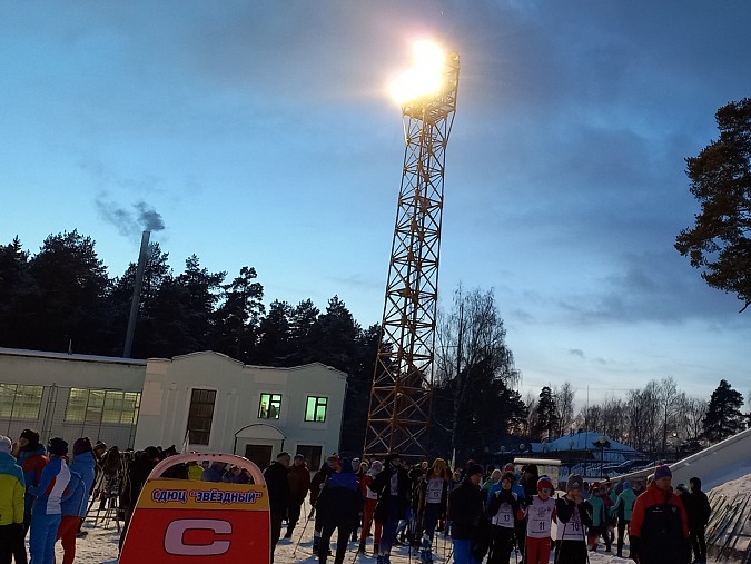 В Кинешме состоялась вечерняя лыжная гонка памяти Владимира Иванова фото 16