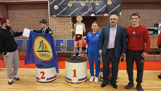 Кинешемцы стали победителями и призерами турнира по вольной борьбе фото 5