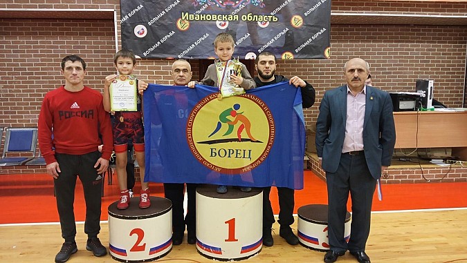 Кинешемцы стали победителями и призерами турнира по вольной борьбе фото 8