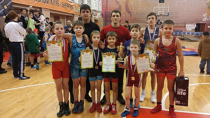 Кинешемцы стали победителями и призерами турнира по вольной борьбе фото 2