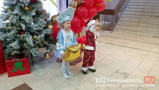 В Кинешемском театре состоялась благотворительная елка фото 2