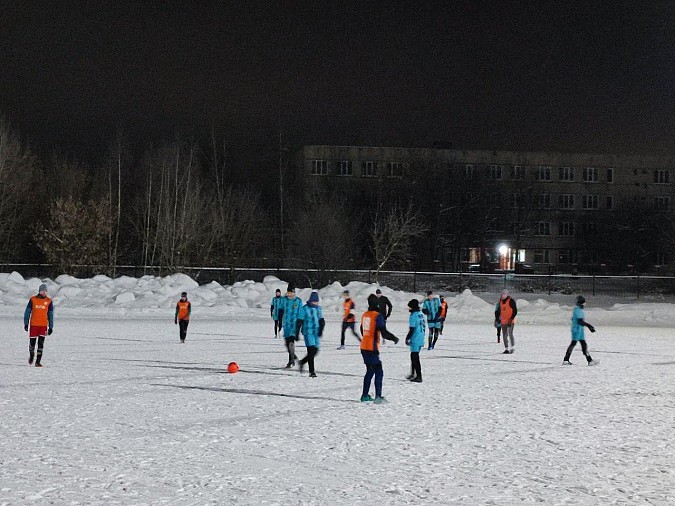 В Кинешме продолжается турнир по зимнему футболу фото 2