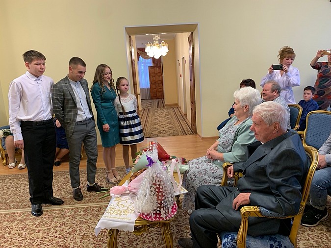 50 лет супружеской жизни отметили кинешемцы Александр Васильевич и Галина Степановна Чикаловы фото 7