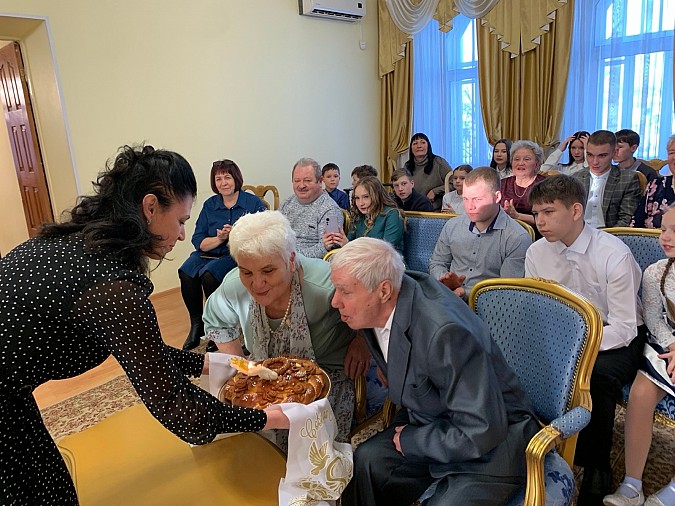 50 лет супружеской жизни отметили кинешемцы Александр Васильевич и Галина Степановна Чикаловы фото 5