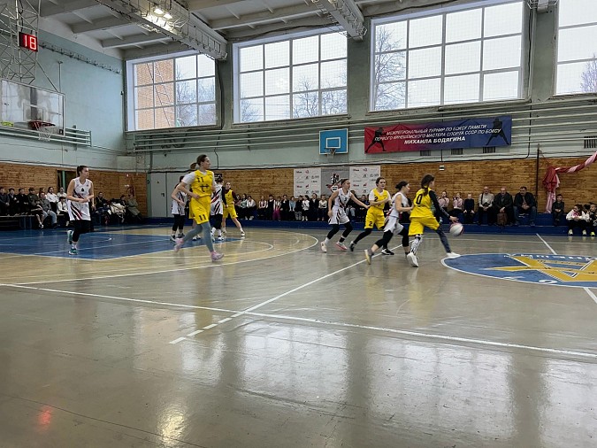 Кинешемские баскетболистки выиграли дивизиональный этап школьной лиги «КЭС-БАСКЕТ» фото 5