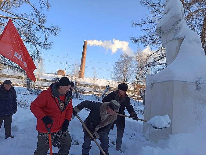 В Кинешме прошли памятные мероприятия по случаю 100-летия со дня смерти В.И.Ленина фото 6