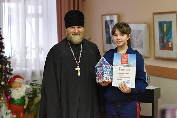 В Кинешме чествовали победителей фестиваля детского творчества «Рождественский подарок» фото 8