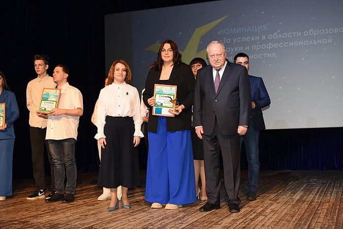 В Кинешме вручили городскую премию для одарённой молодёжи «Голос поколения» фото 2