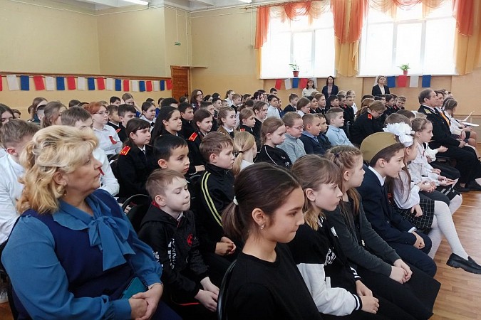 В школе №18 вспомнили тяжелые дни блокадного Ленинграда фото 9