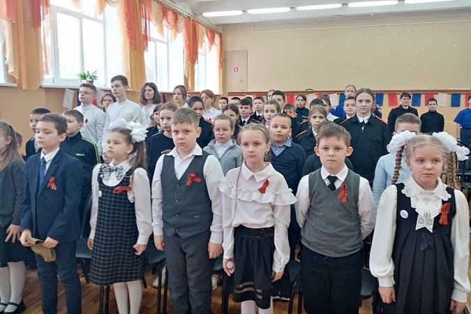 В школе №18 вспомнили тяжелые дни блокадного Ленинграда фото 8
