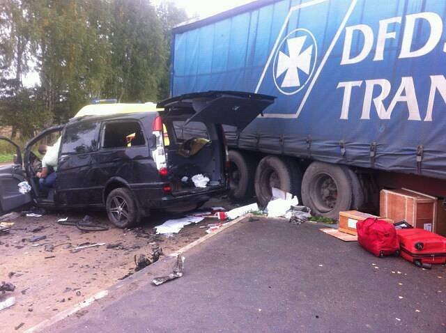 Полиция выясняет обстоятельства ДТП с двумя погибшими в Ивановской области фото 3