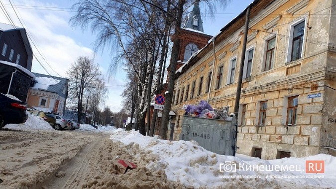 В Кинешме из-за нечищеных дорог мусоровозы не могут подъехать к контейнерным площадкам фото 4