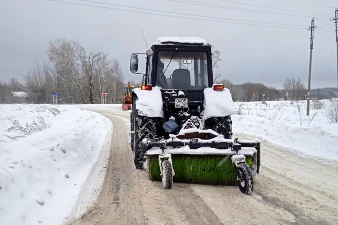 Деревни и поселки Кинешемского района освобождают от снежного плена фото 5