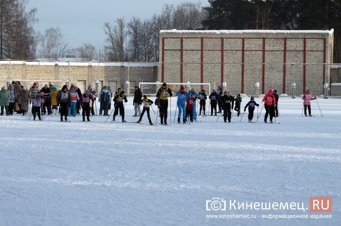 350 человек вышли на старт «Лыжни России» в Кинешме фото 17
