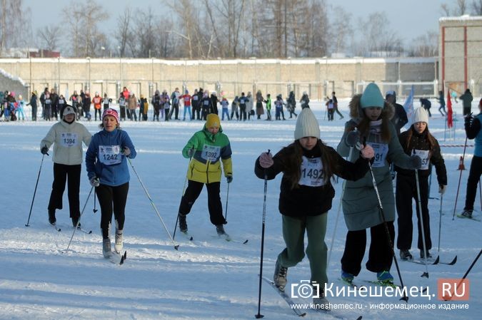 350 человек вышли на старт «Лыжни России» в Кинешме фото 28