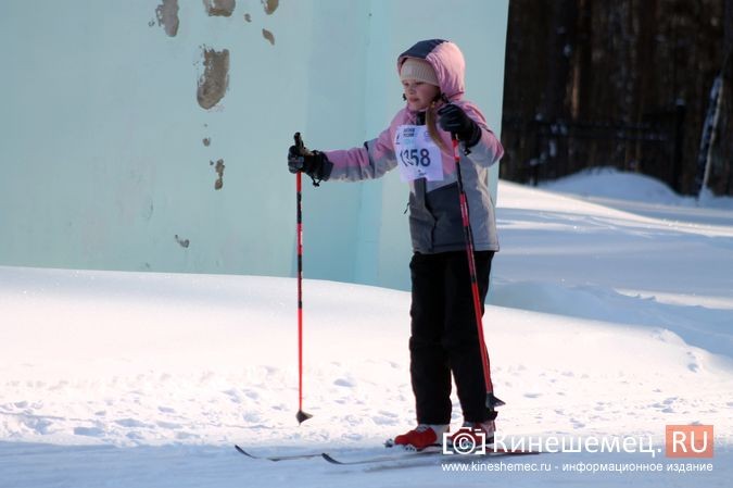 350 человек вышли на старт «Лыжни России» в Кинешме фото 23