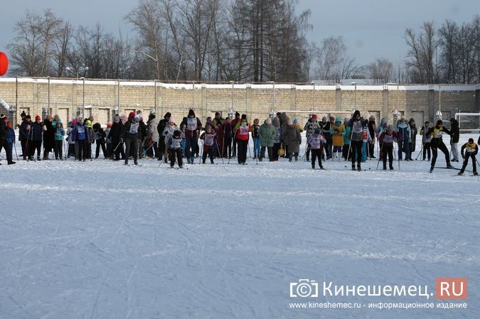 350 человек вышли на старт «Лыжни России» в Кинешме фото 18