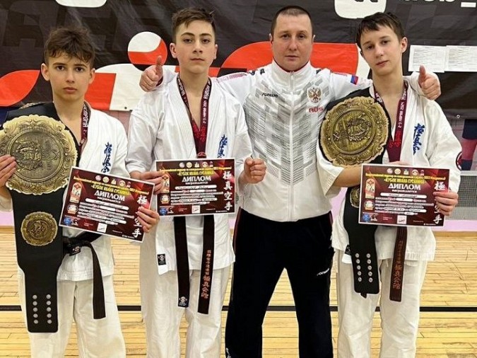 Каратисты Кинешмы завоевали награды на турнире в Костроме фото 2