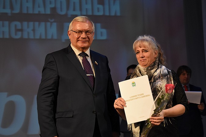 В Кинешме чествовали лучших женщин города фото 31