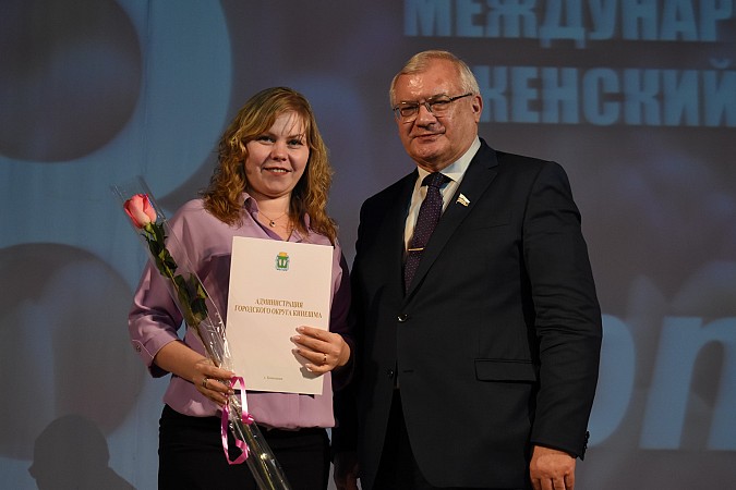 В Кинешме чествовали лучших женщин города фото 24