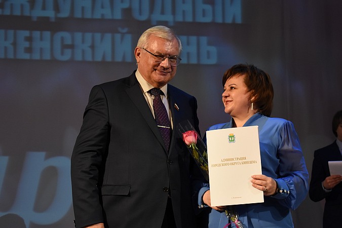 В Кинешме чествовали лучших женщин города фото 34