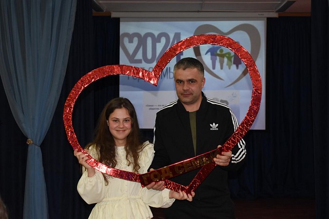 В Кинешме чествовали победителей и призеров конкурса «Ученик года - 2024» фото 9