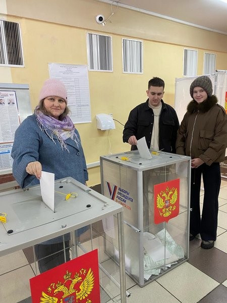Жители Кинешмы активно голосуют на выборах президента России фото 4