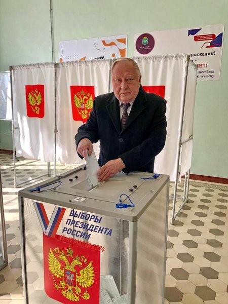 Жители Кинешмы активно голосуют на выборах президента России фото 2