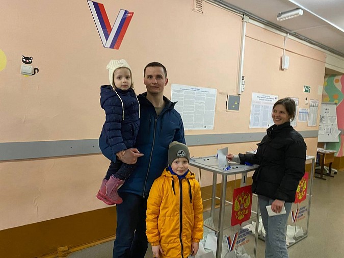В Кинешме начался второй день голосования на выборах президента России фото 3