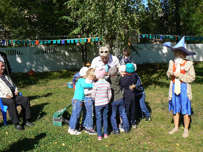 К кинешемским пенсионерам в гости пришли дошколята фото 8