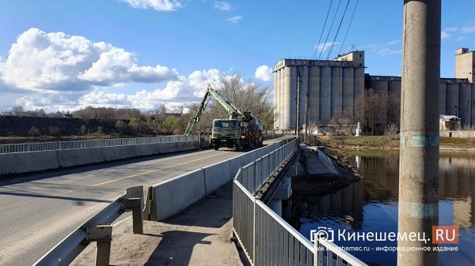На мосту через Казоху бетонируют опоры, где ранее выявили дефекты фото 7