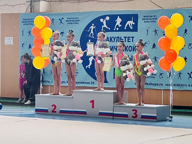 Кинешемские гимнастки завоевали награды региональных соревнований в Шуе фото 3