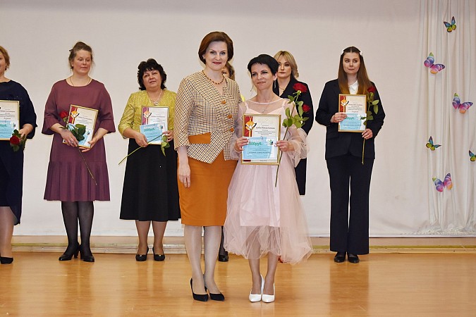 В Кинешме чествовали победителей конкурса профессионального мастерства «Педагог-мастер» фото 19