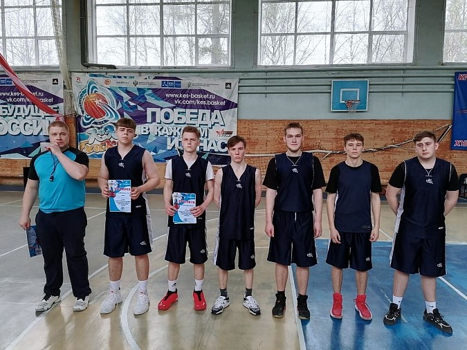 Команда медколледжа выиграла городской турнир по баскетболу 3х3 фото 6
