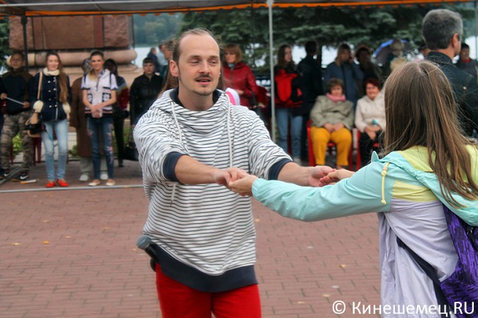 Кинешемцы станцевали хастл фото 2