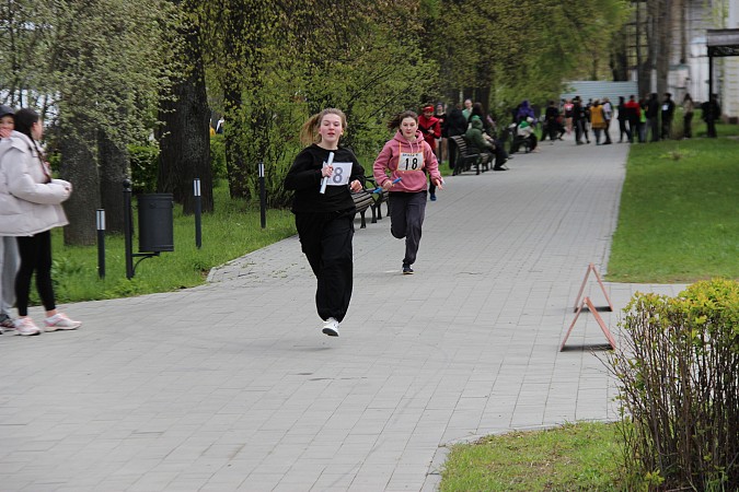 В Кинешме на старт легкоатлетической эстафеты вышли более 500 участников фото 44