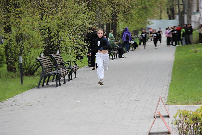 В Кинешме на старт легкоатлетической эстафеты вышли более 500 участников фото 43