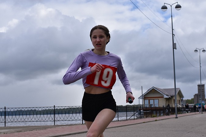 В Кинешме на старт легкоатлетической эстафеты вышли более 500 участников фото 34